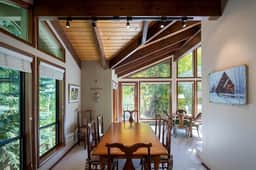 Creek Front Duplex | Close to Lifts with Hot Tub - Image 3