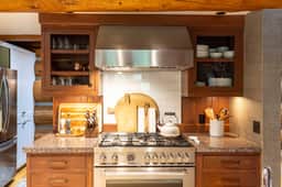 The Luxury Cabin at Comfort Circle - Image 5