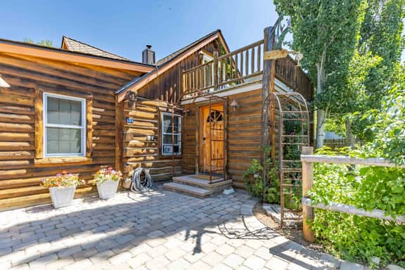 Charming Ketchum Cottage with Gourmet Kitchen - Image 4