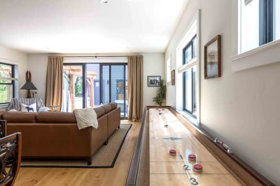 Boutique West Ketchum Escape | Private Hot Tub + Detached Casita | Walk to Everything - Image 5